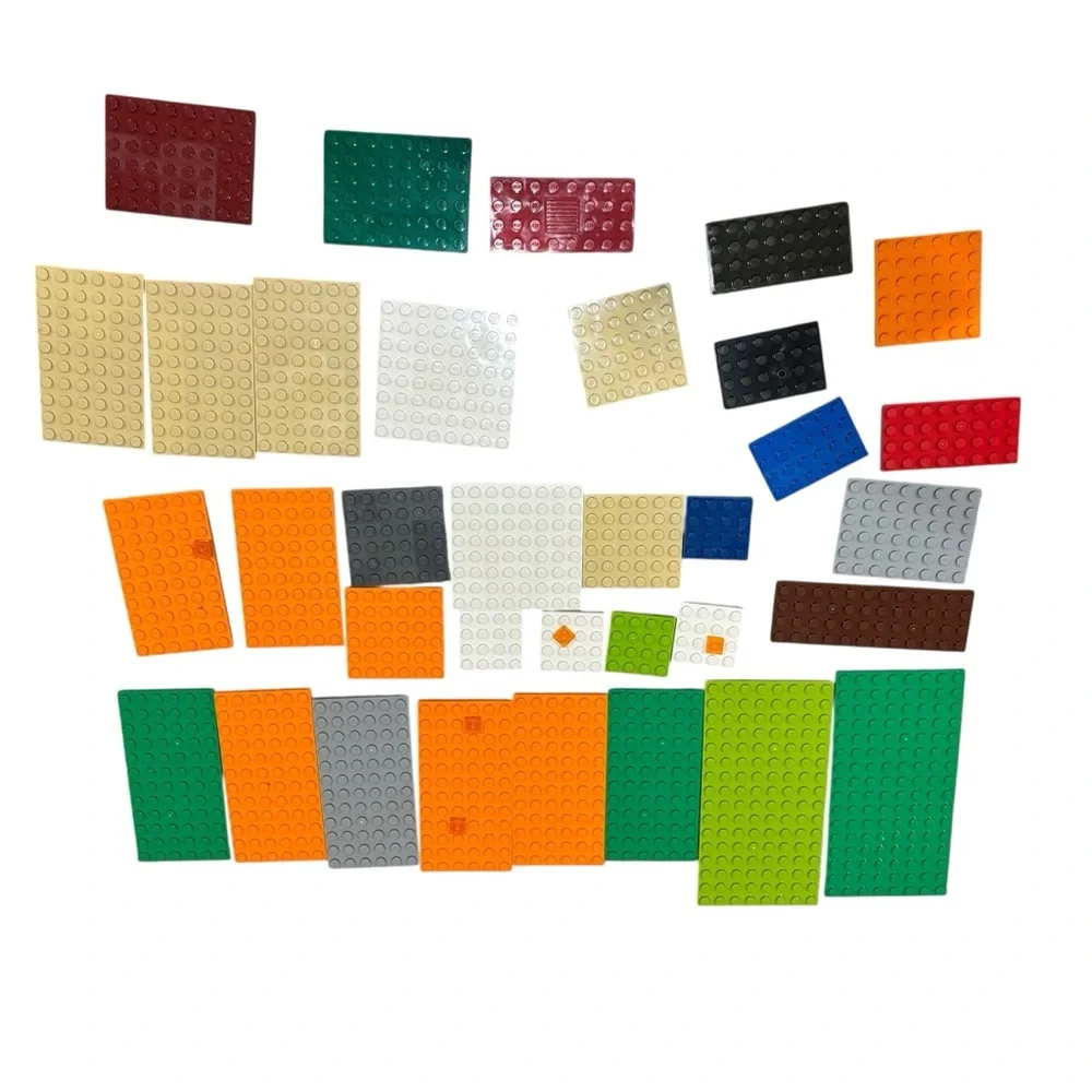 Lot of 34 Lego Base‎ Plates Various Colors and Sizes